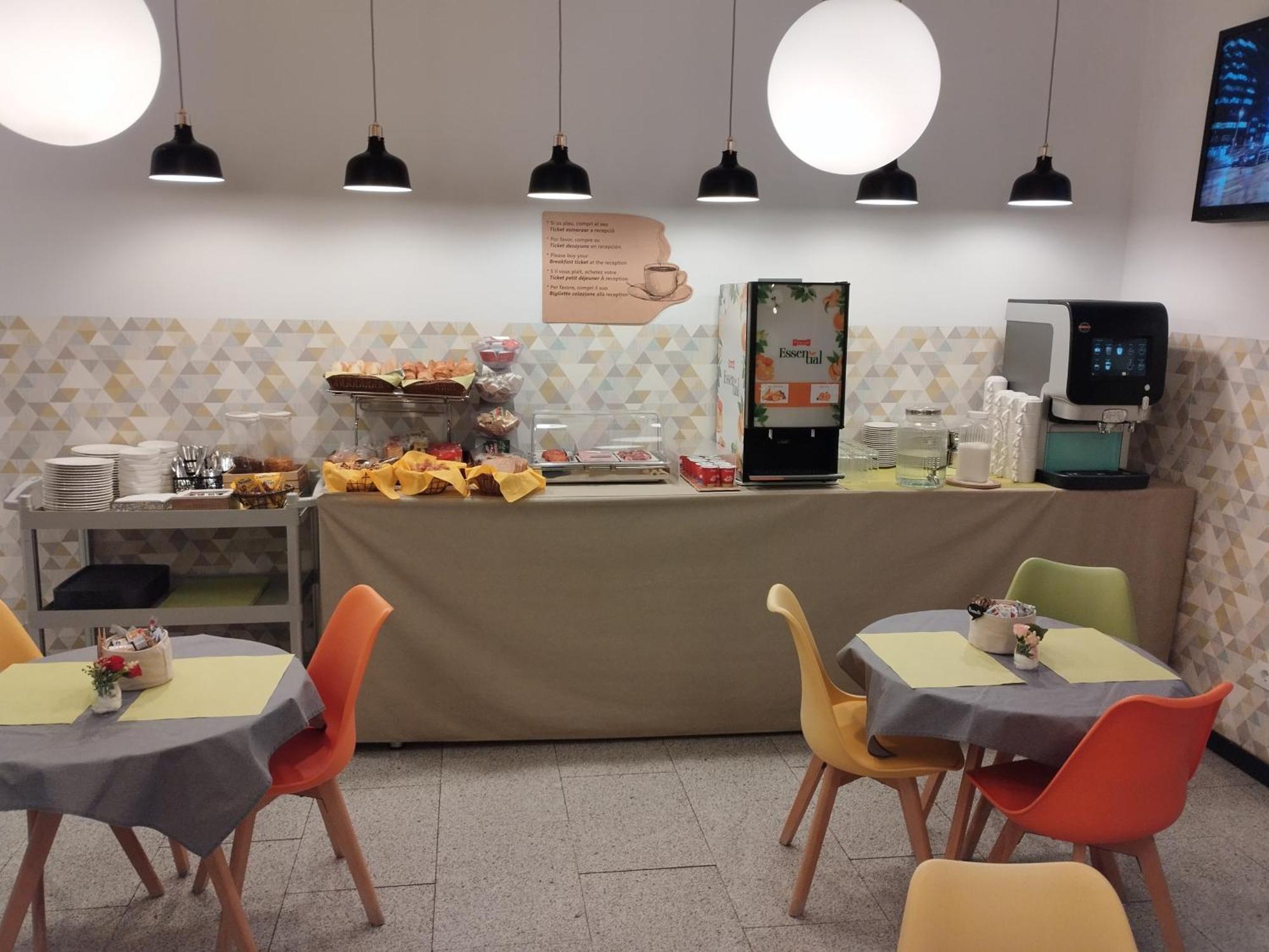 Guest house Hostal La Terrassa *