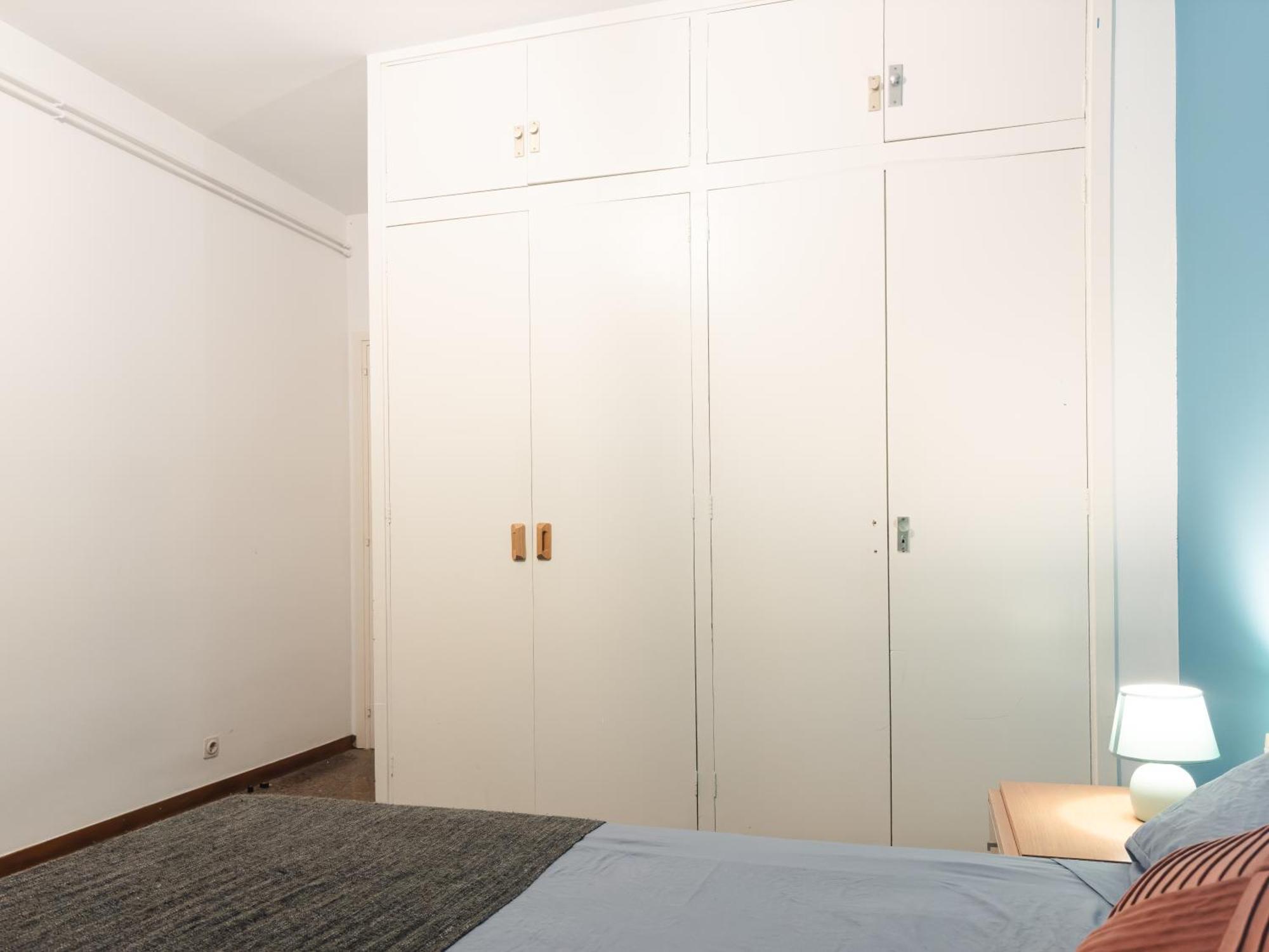 Lovely In Shared Gracia Neighborhood Apartamento