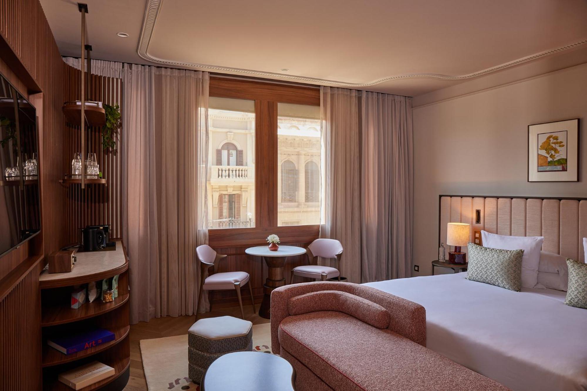 Hotel Grand Central, Small Luxury