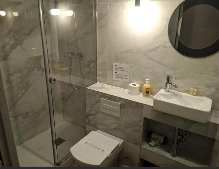 Apartment Aparteasy - Family Sant Antoni Apt. Barcelona