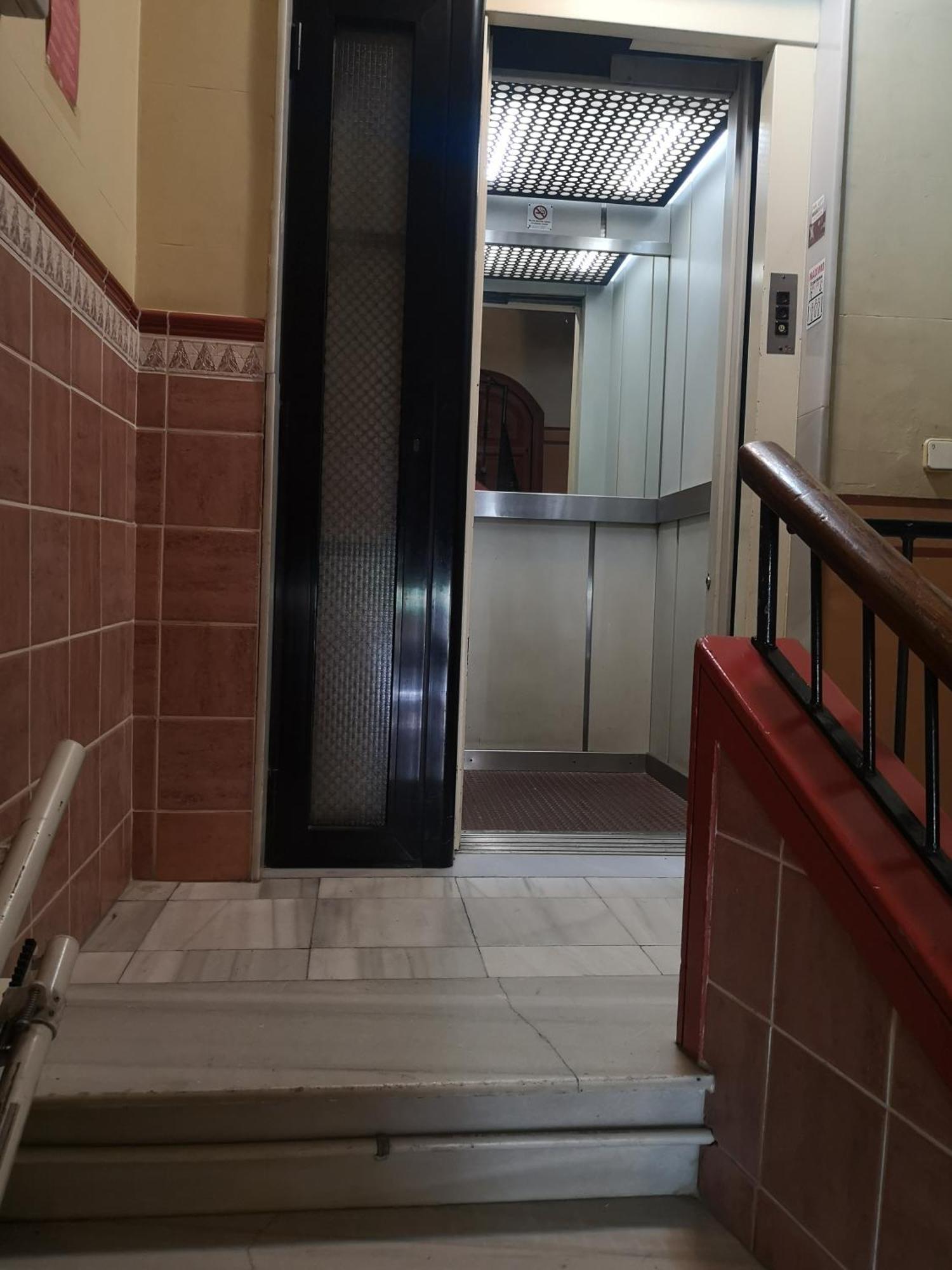 Aparteasy - Family Sant Antoni Apt. Apartment