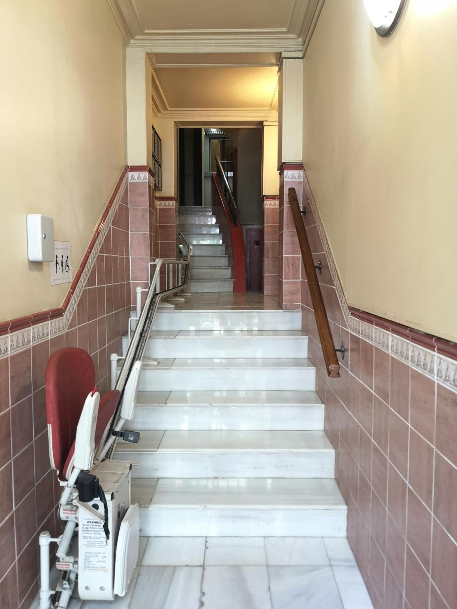Aparteasy - Family Sant Antoni Apt. Apartment Barcelona