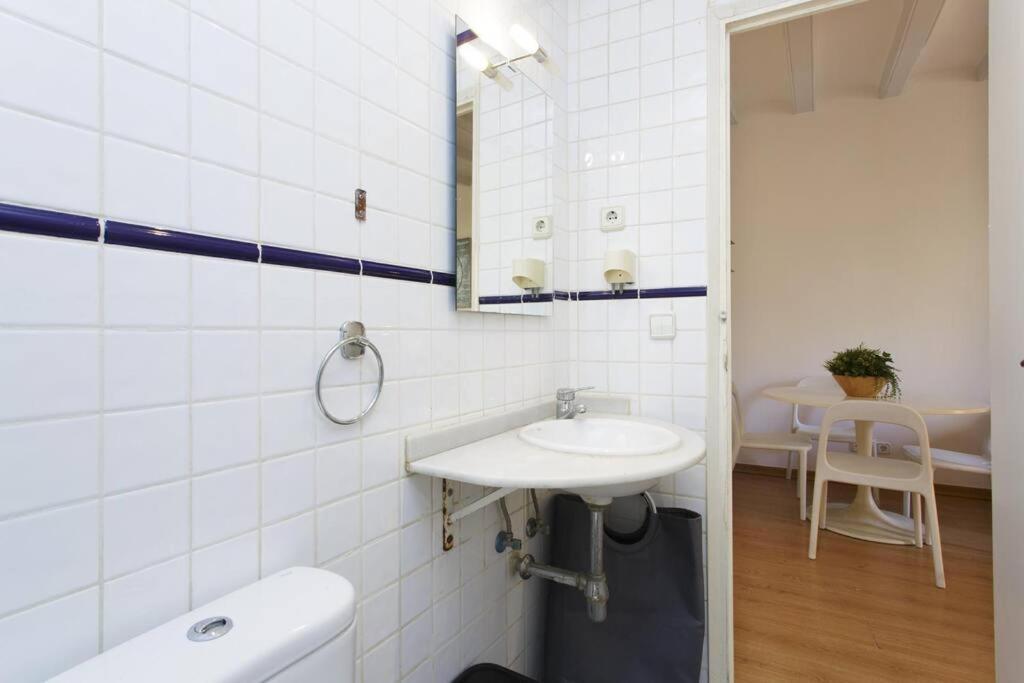 Apartamento Centrico Zona Ramblas 21y11 Barcelona