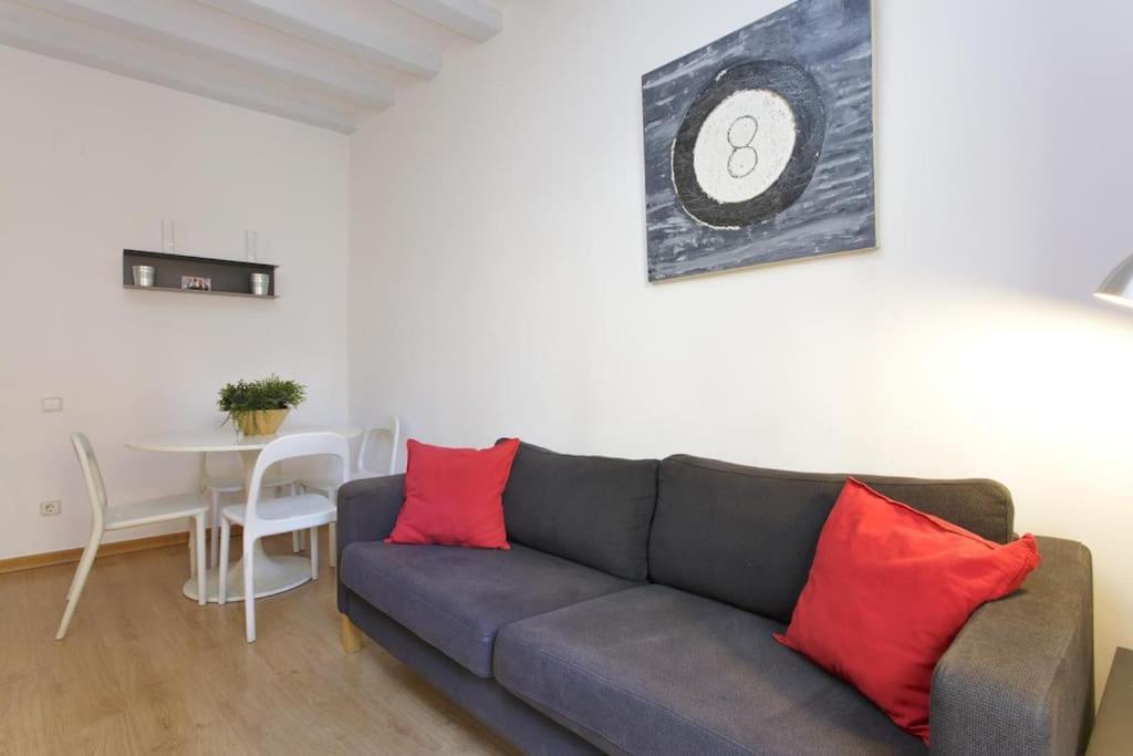 Centrico Zona Ramblas 21y11 *