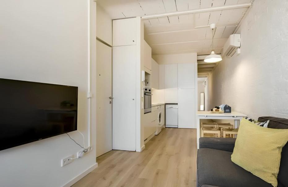 Urban Flats Park Guell Apartment *