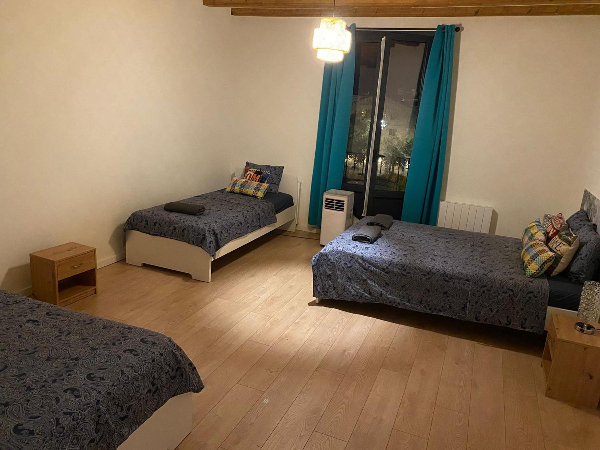 Hostal Crisqueen Flat Barcelona