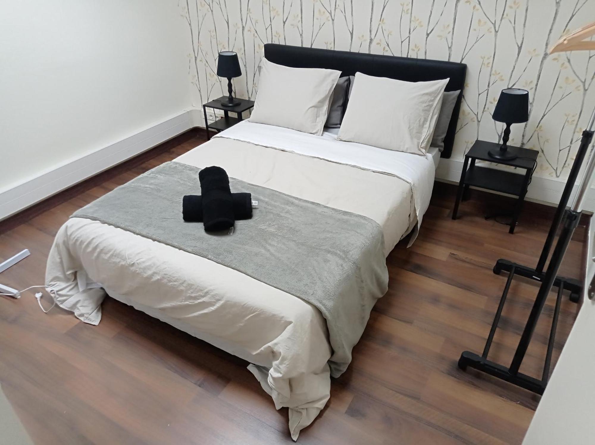 Hostal Double Private Fgc Padua Barcelona