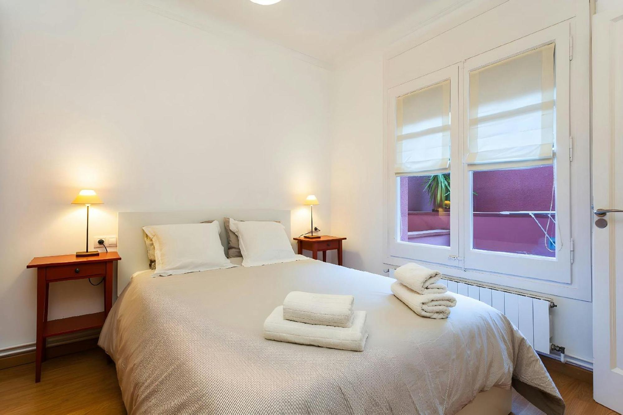 Apartamento Filmoteca Sarria 1- Wifi Quiet Bright Comfi