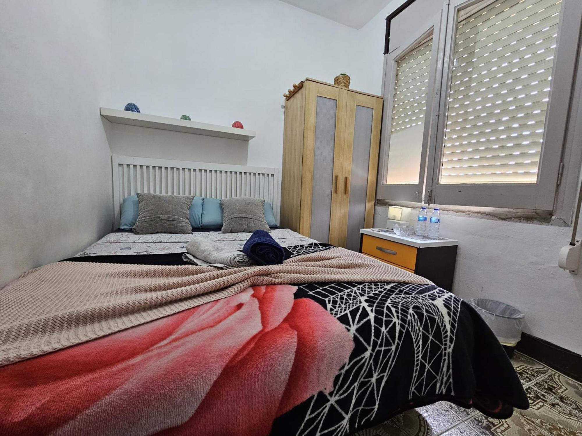 Hotel cápsula Poble Sec Nino House