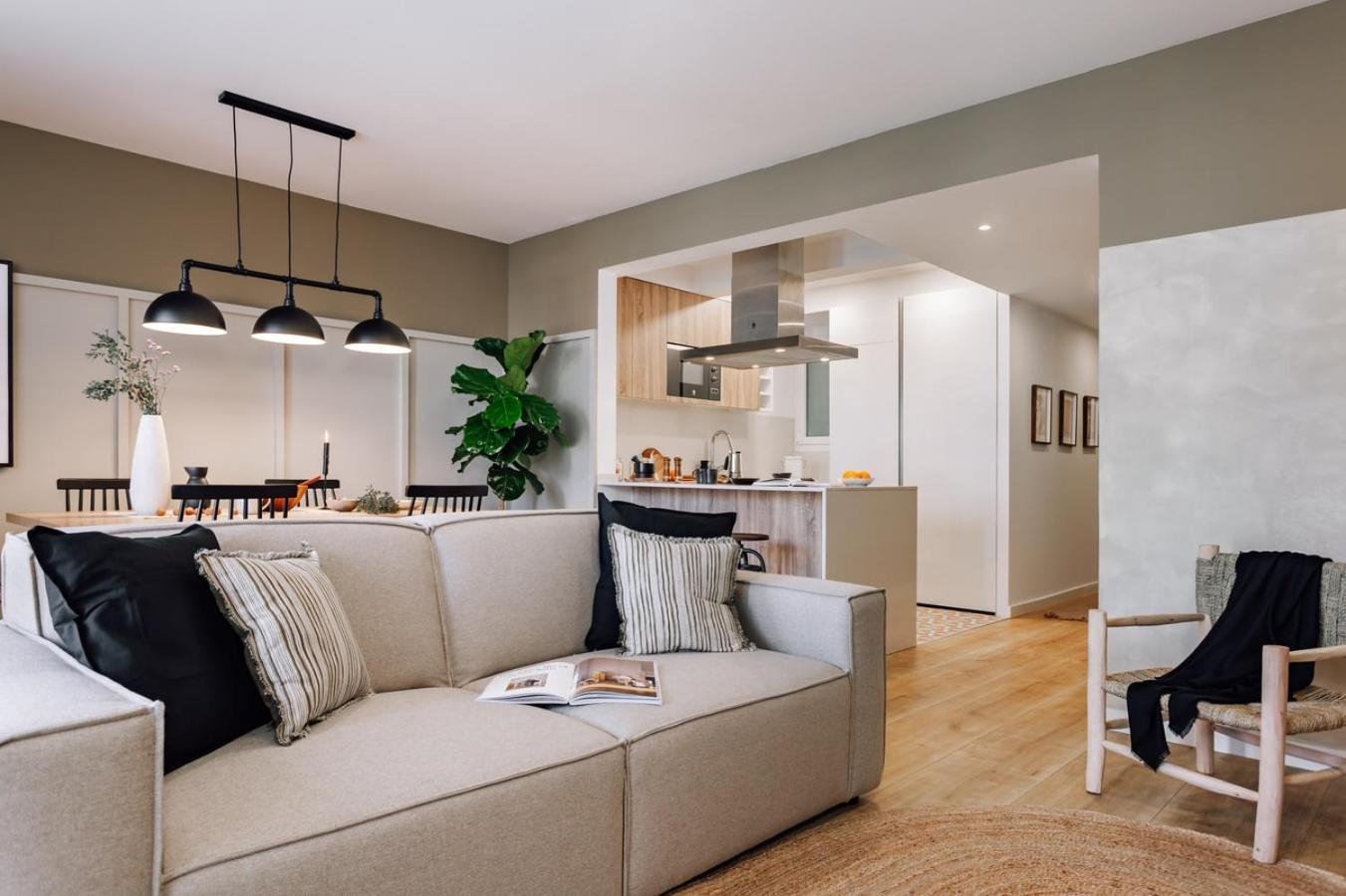 Loja - 2 Bedrooms In Sant Antoni *