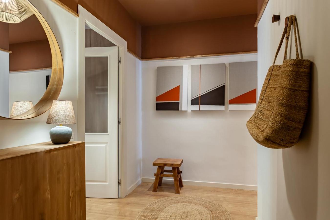 Kulun - 2 Bedrooms In Eixample Esquerra Apartamento *