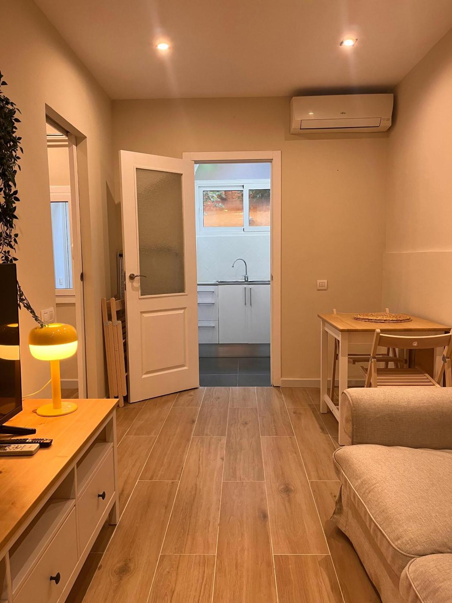 Apartment Mab1 - With Private Terrace In Sants Barcelona