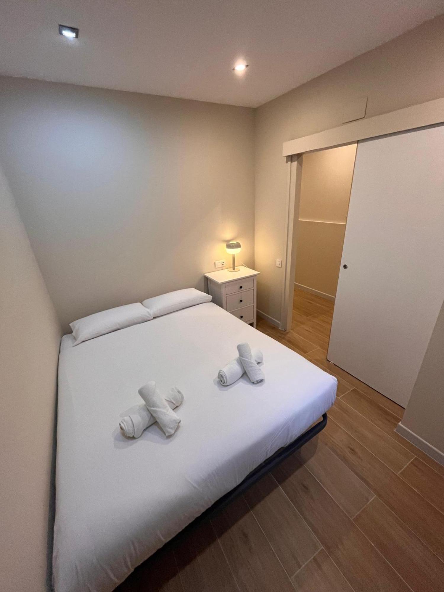 Mab1 - With Private Terrace In Sants Apartment *