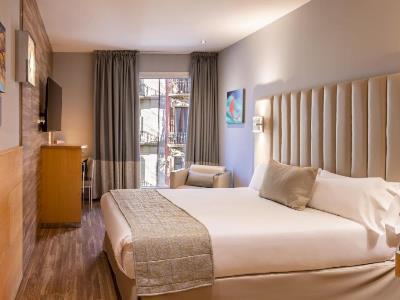 Hotel Sansi Diputació 4*