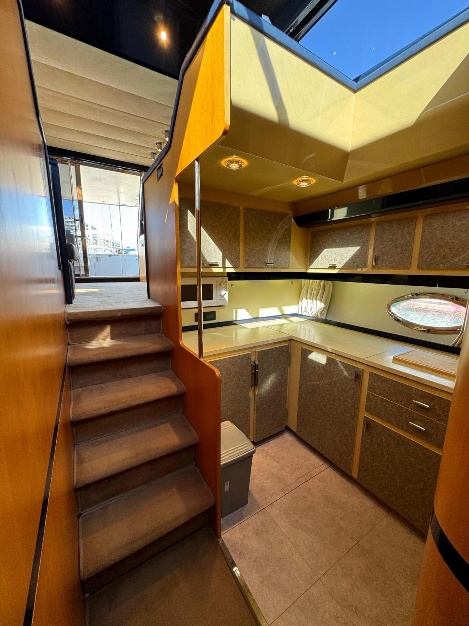Yacht Sherte Hotel en barco Barcelona