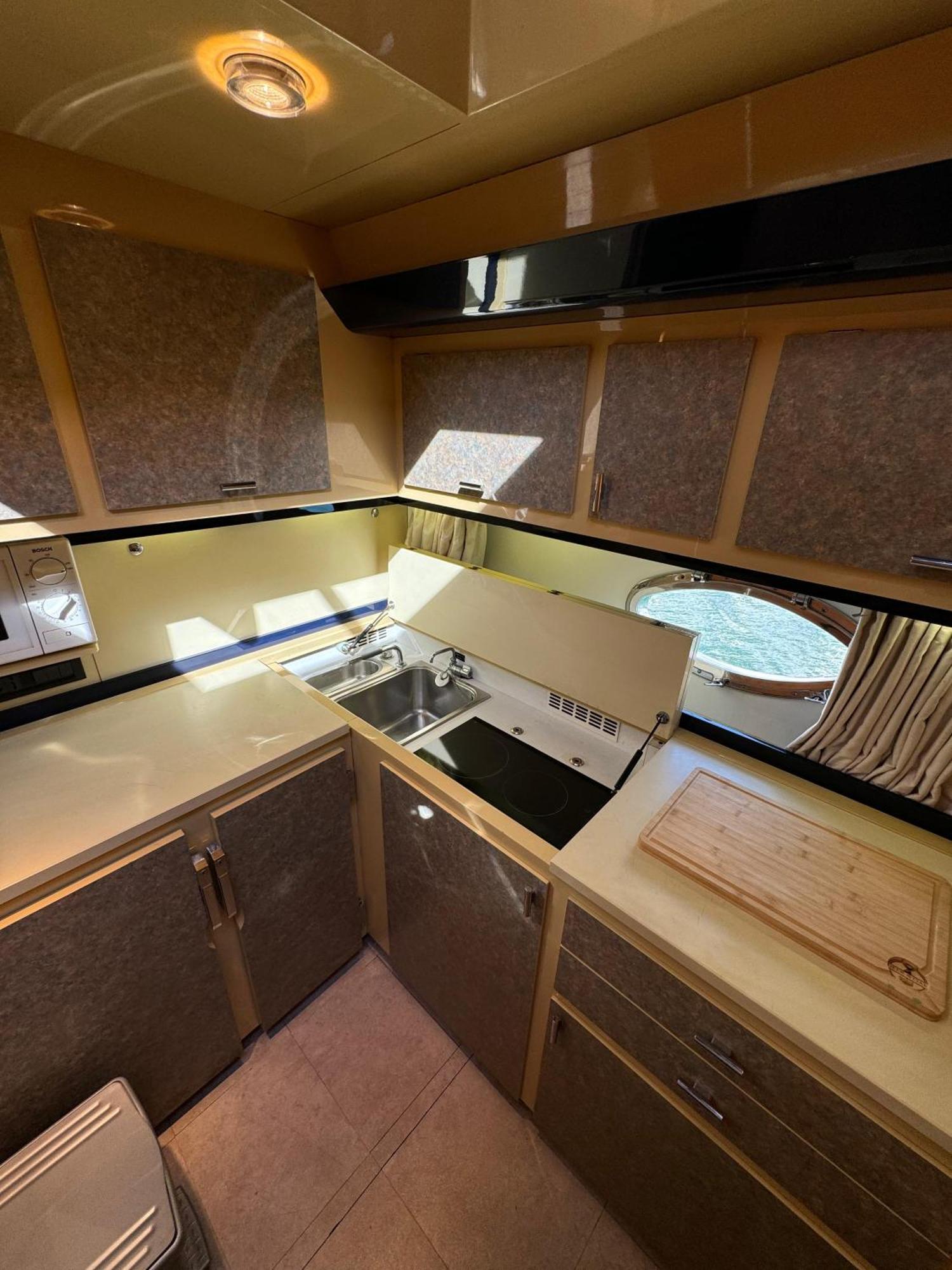 Yacht Sherte Hotel en barco