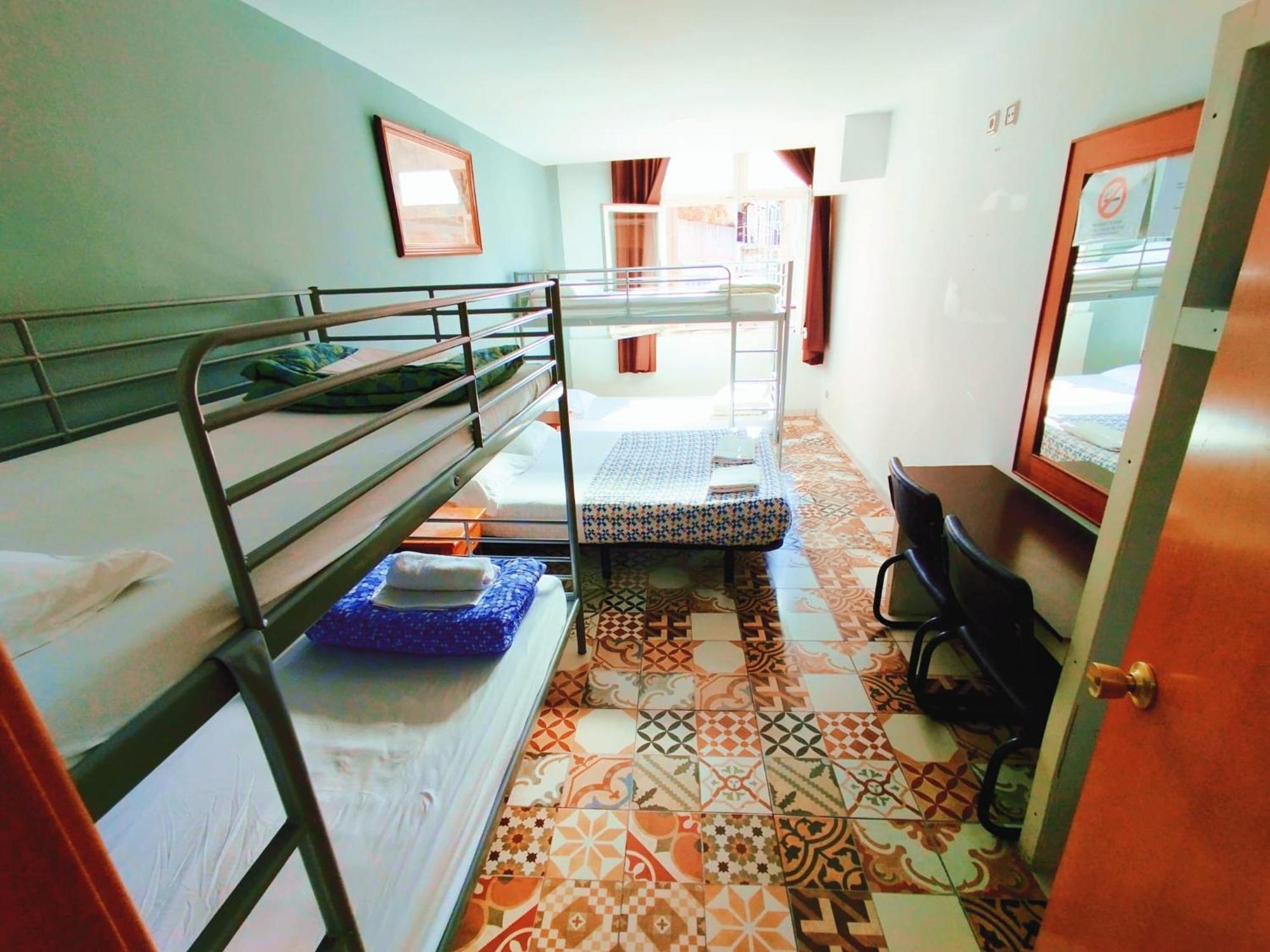 Hostel Sants Bcn