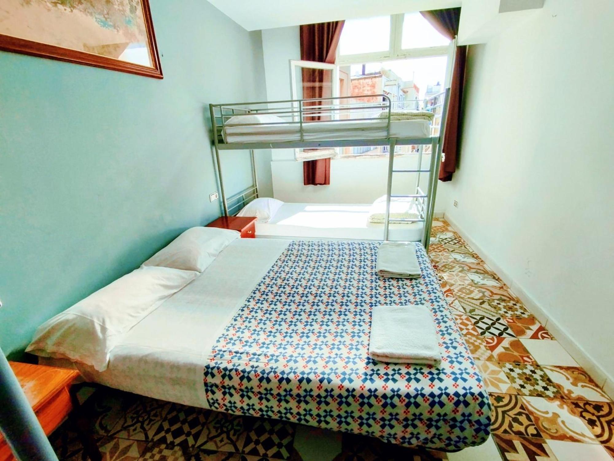 Sants Bcn Hostel *
