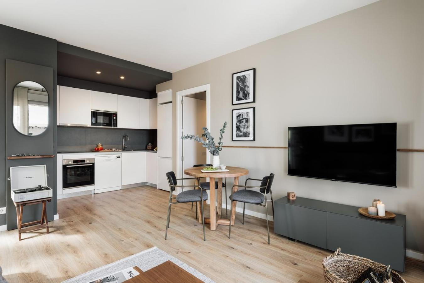 Roc - 2 Bedrooms In Poblenou Apartamento