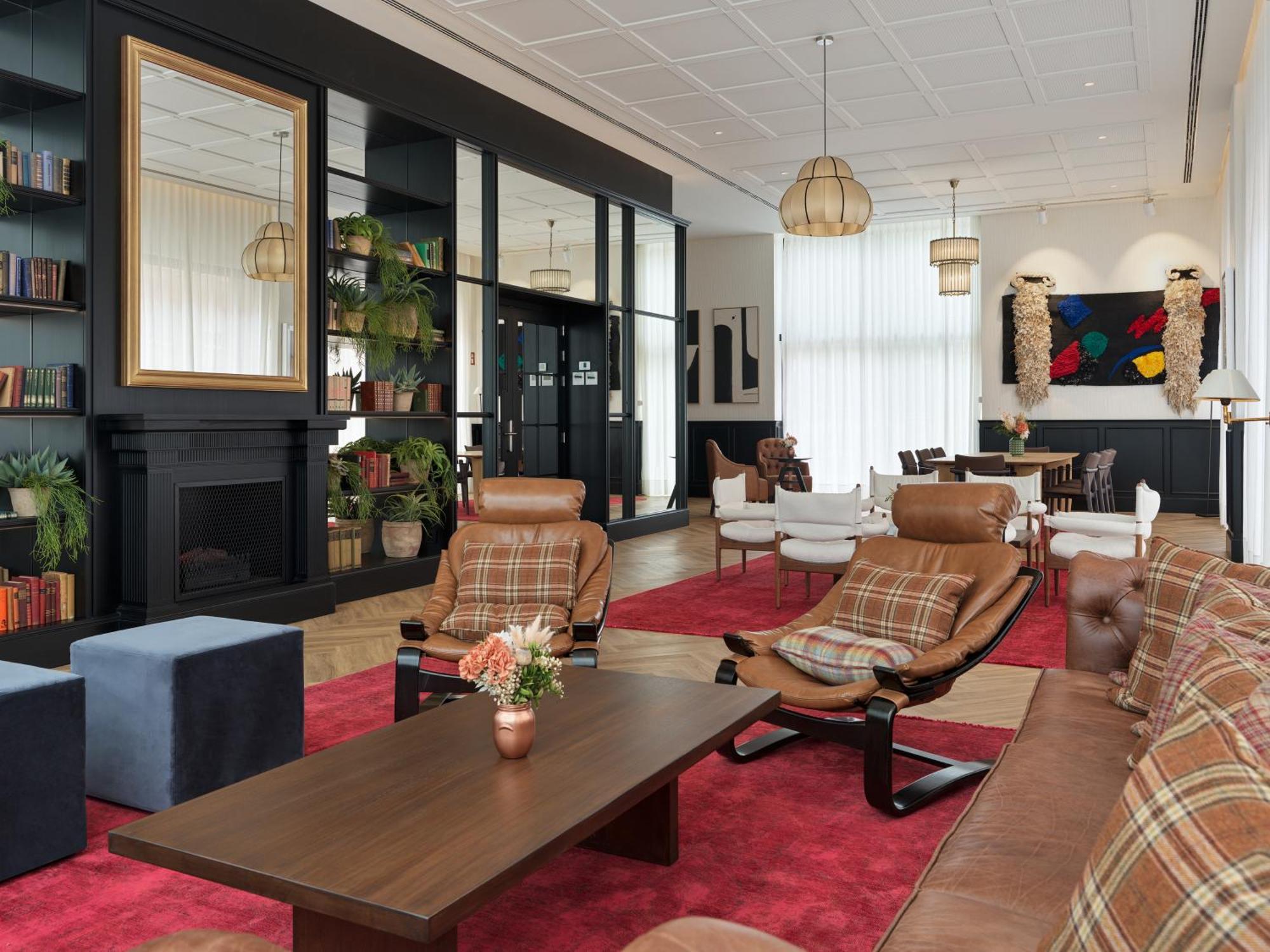 Hotel H10 Itaca