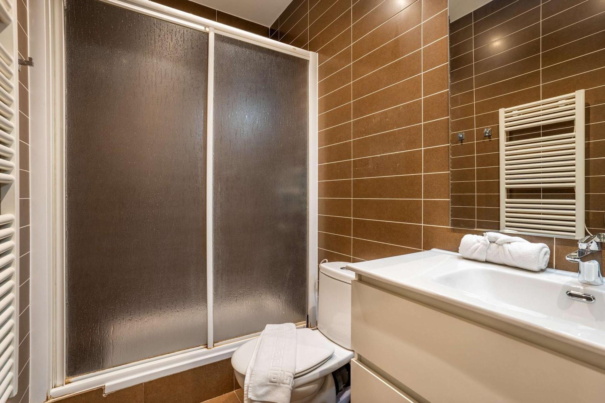 Ronda Sant Pere - Private Center 1-bedroom * Barcelona