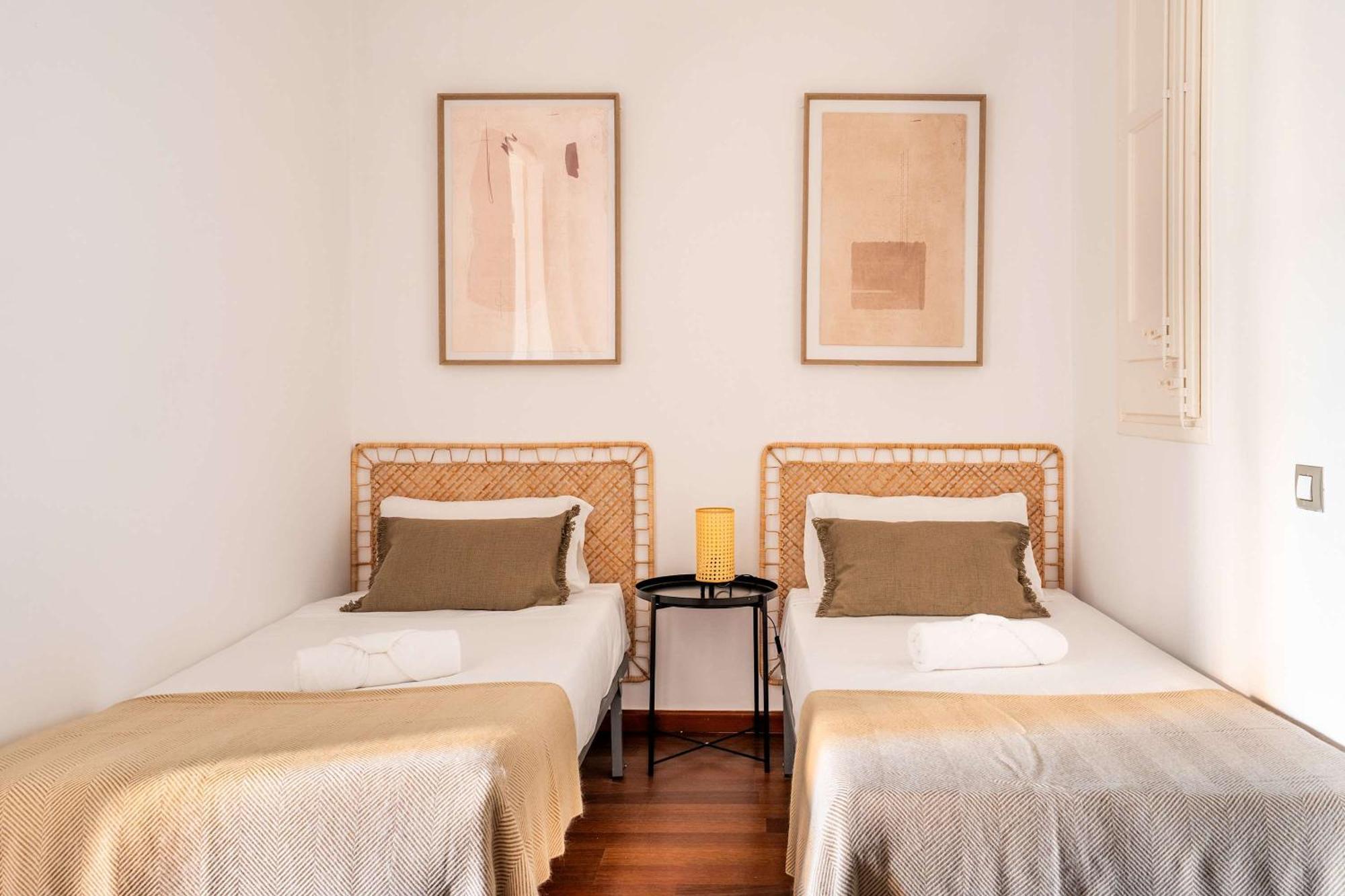 Ronda Sant Pere - Private Center 1-bedroom