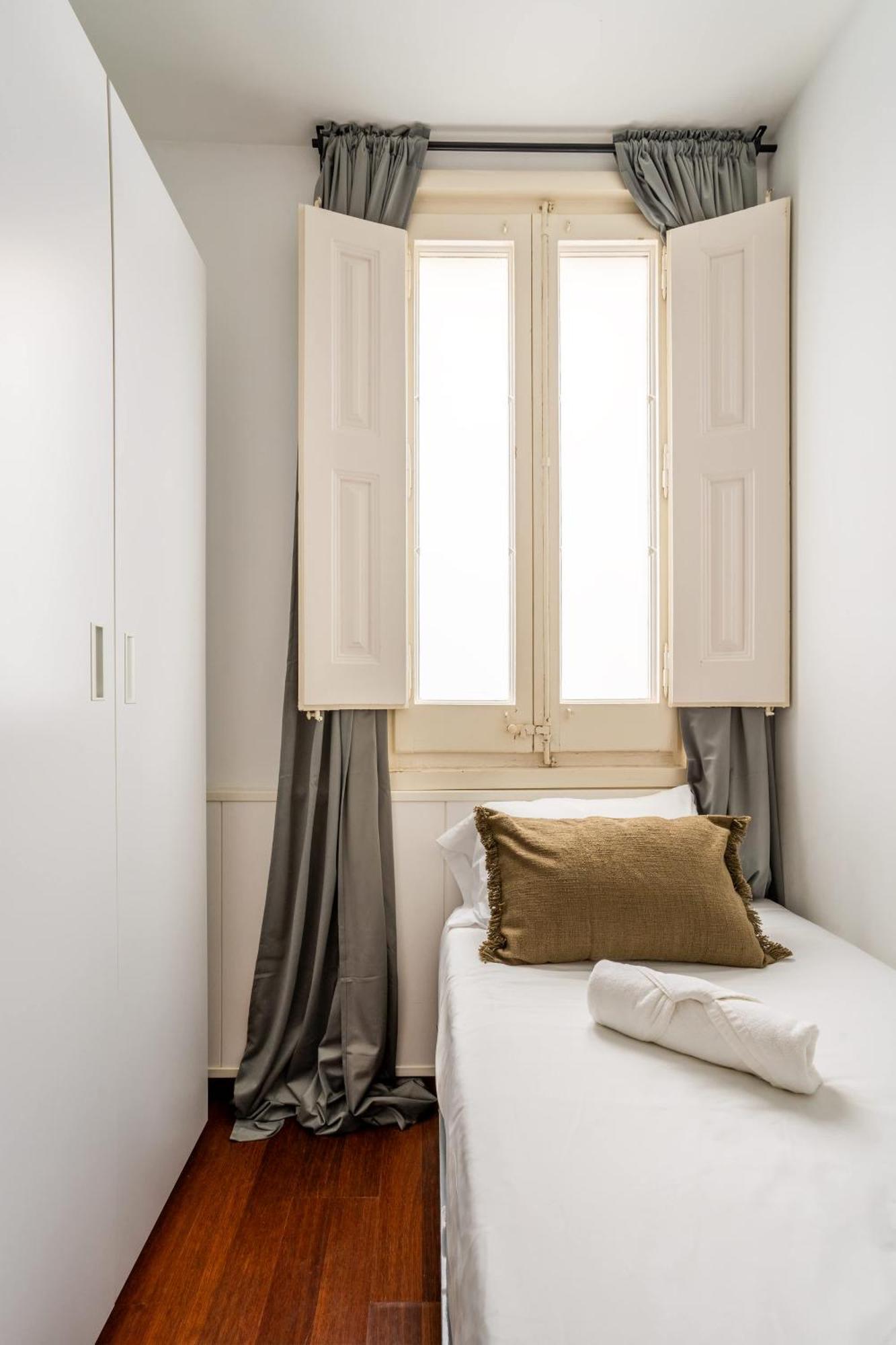 Apartamento Ronda Sant Pere Private Center 3bedroom B *