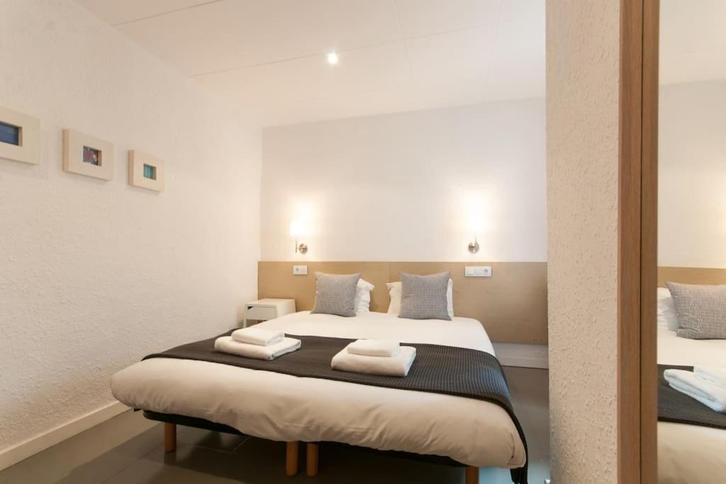 Charm And Privacy In Gothic Quarter - By Myrentalhost Barcelona