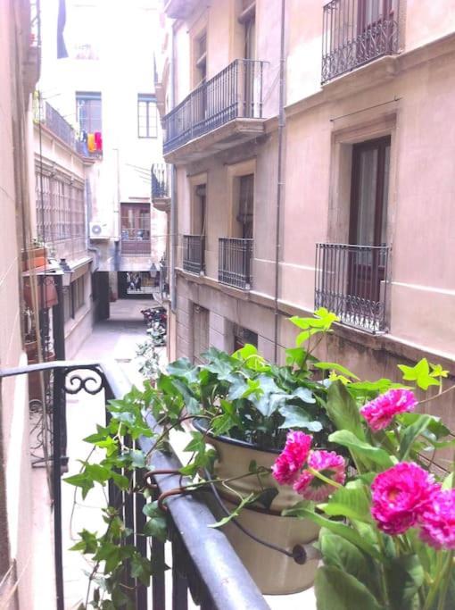 Apartamento Charm And Privacy In Gothic Quarter - By Myrentalhost