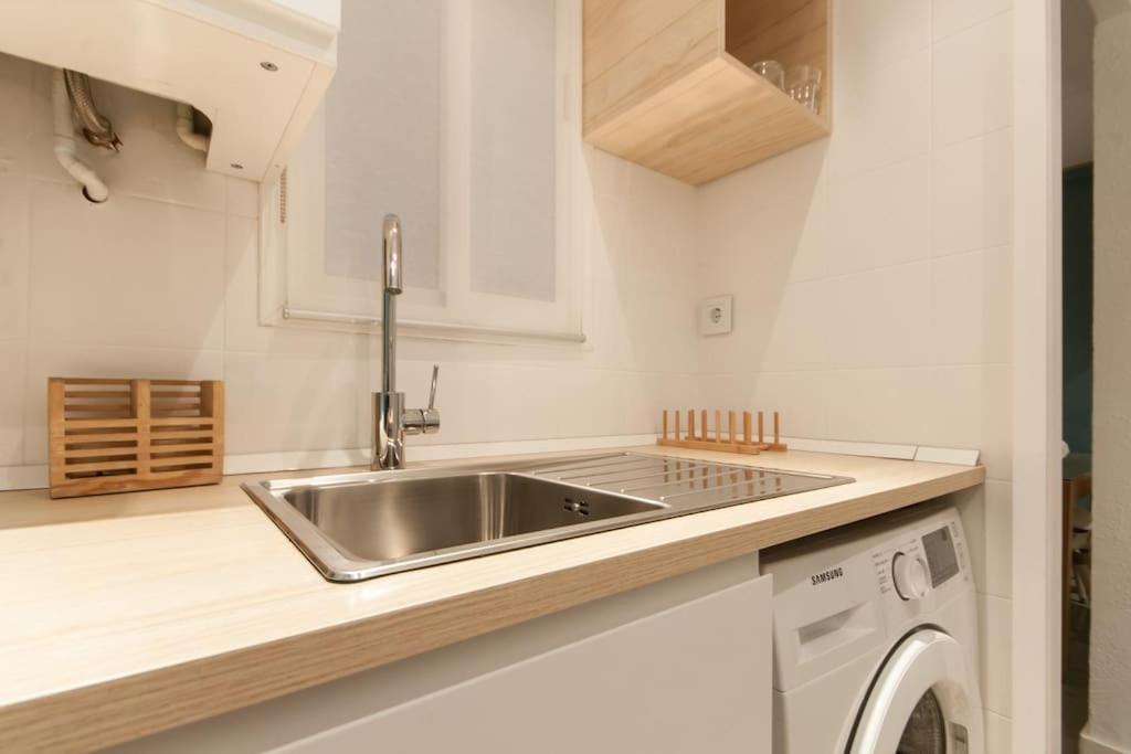 Charm And Privacy In Gothic Quarter - By Myrentalhost Apartamento Barcelona