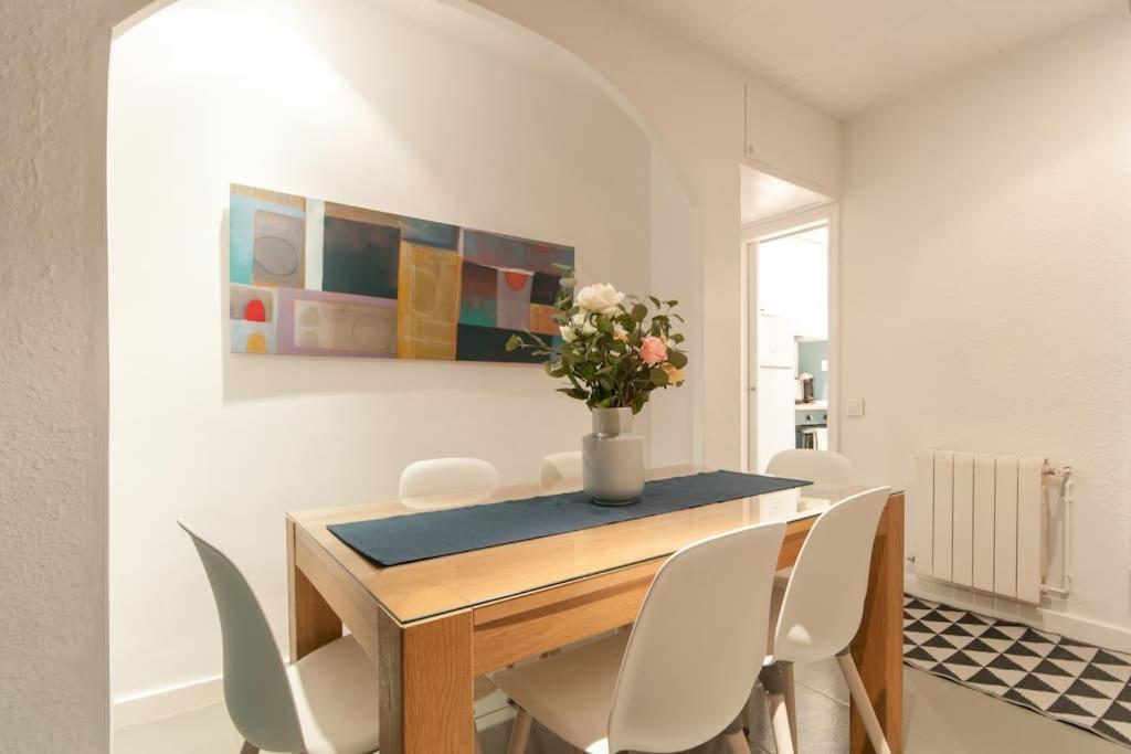 Charm And Privacy In Gothic Quarter - By Myrentalhost * Barcelona