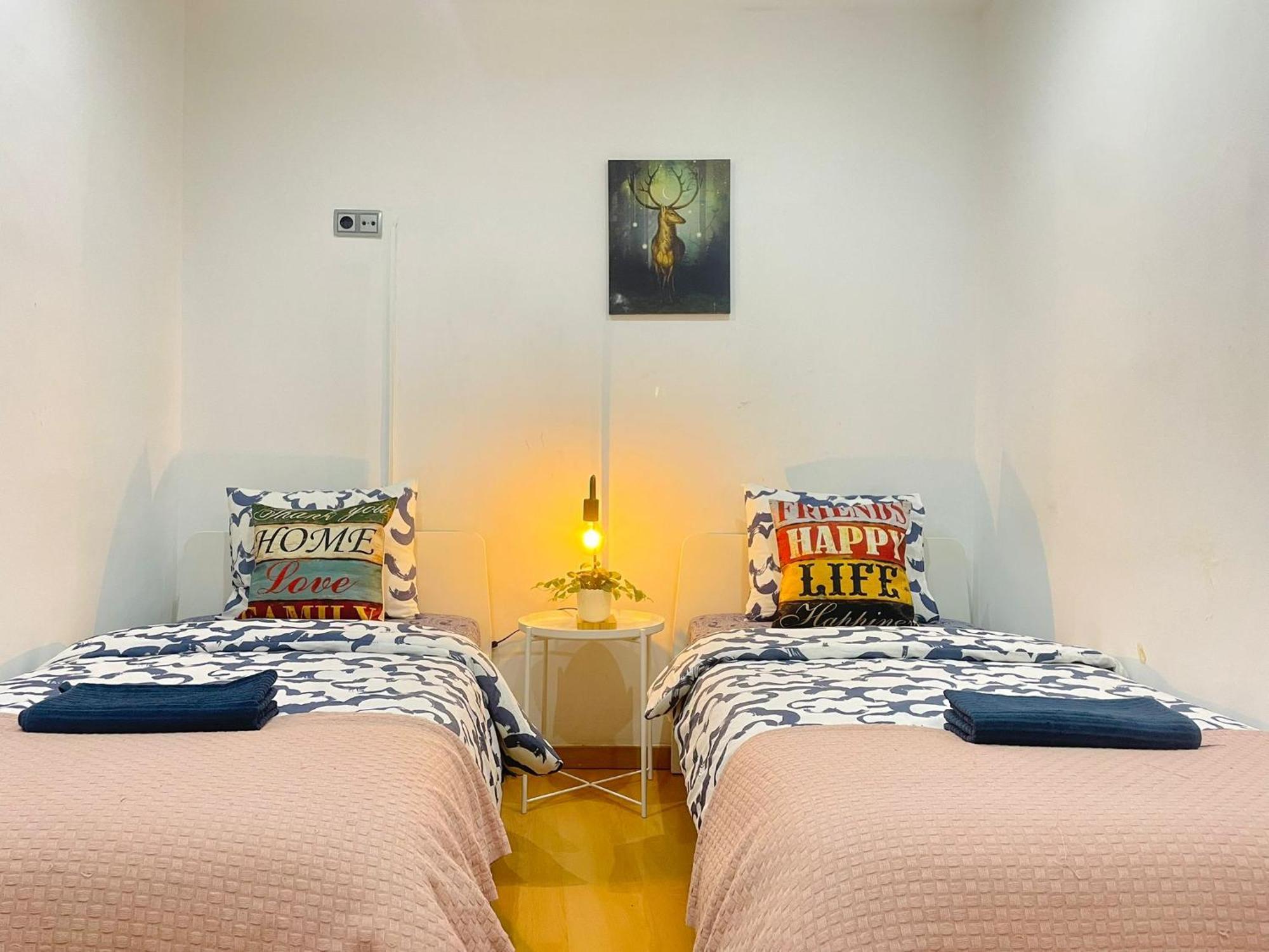 Girona Ii Hostal