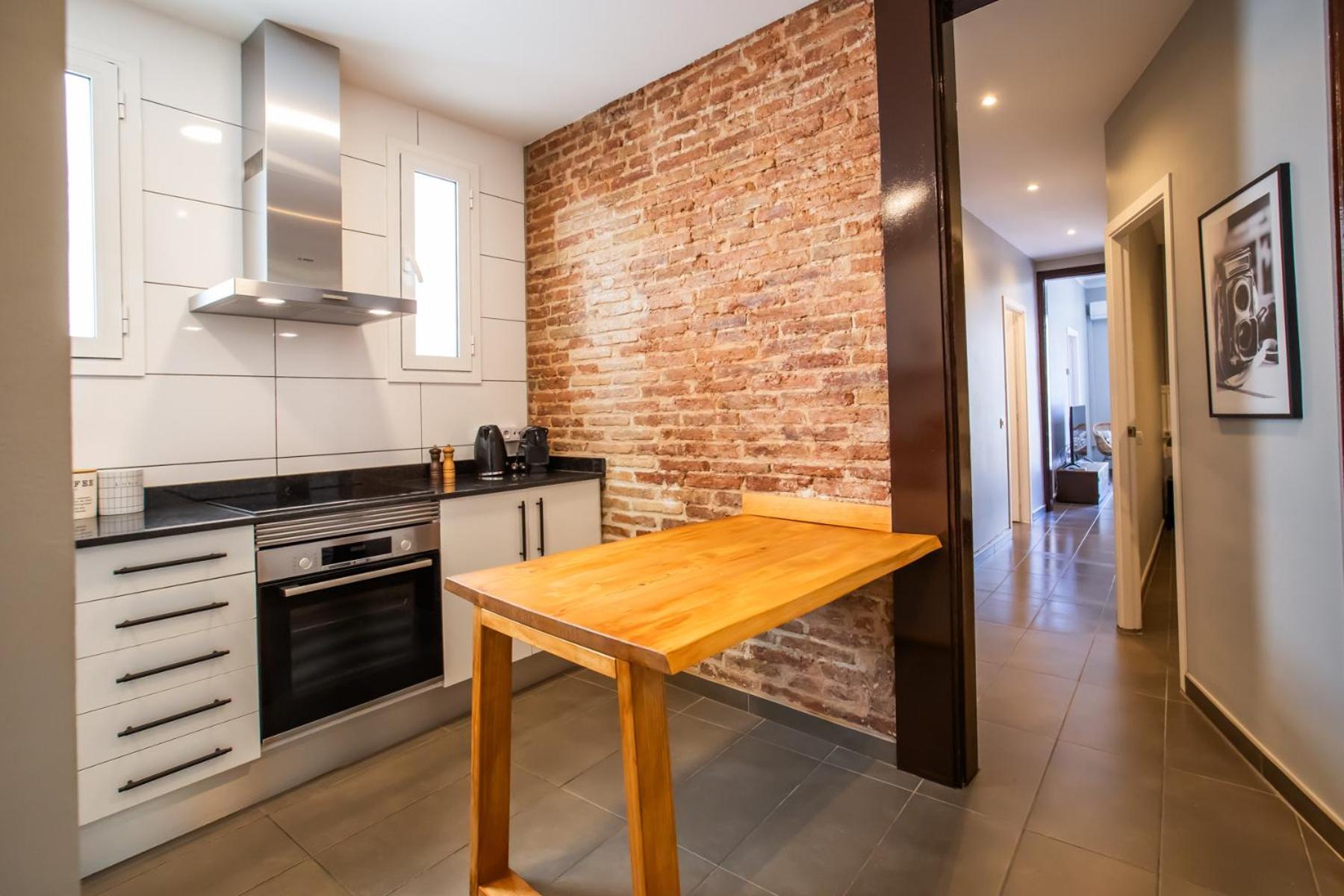 33mal1082- Big 2br Near Sagrada Familia * Barcelona