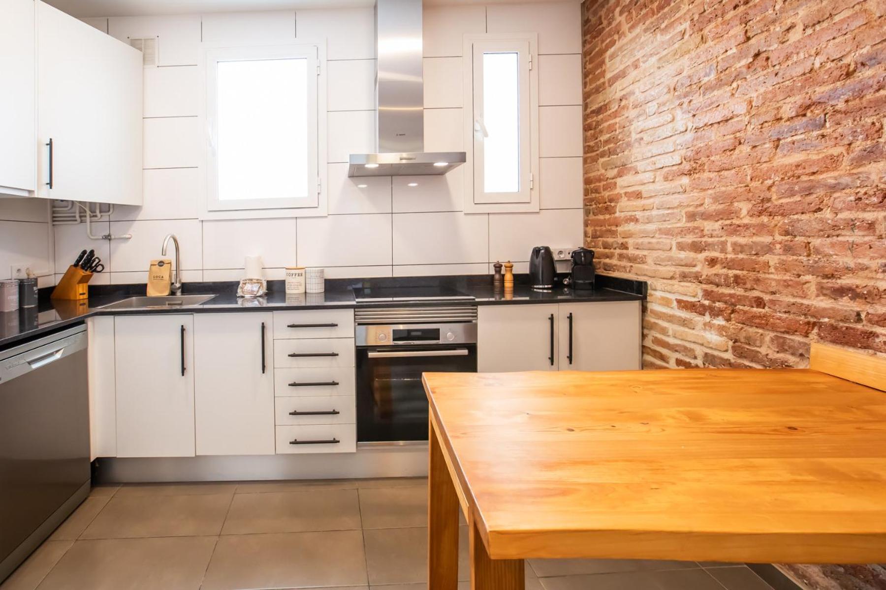 33mal1082- Big 2br Near Sagrada Familia Barcelona