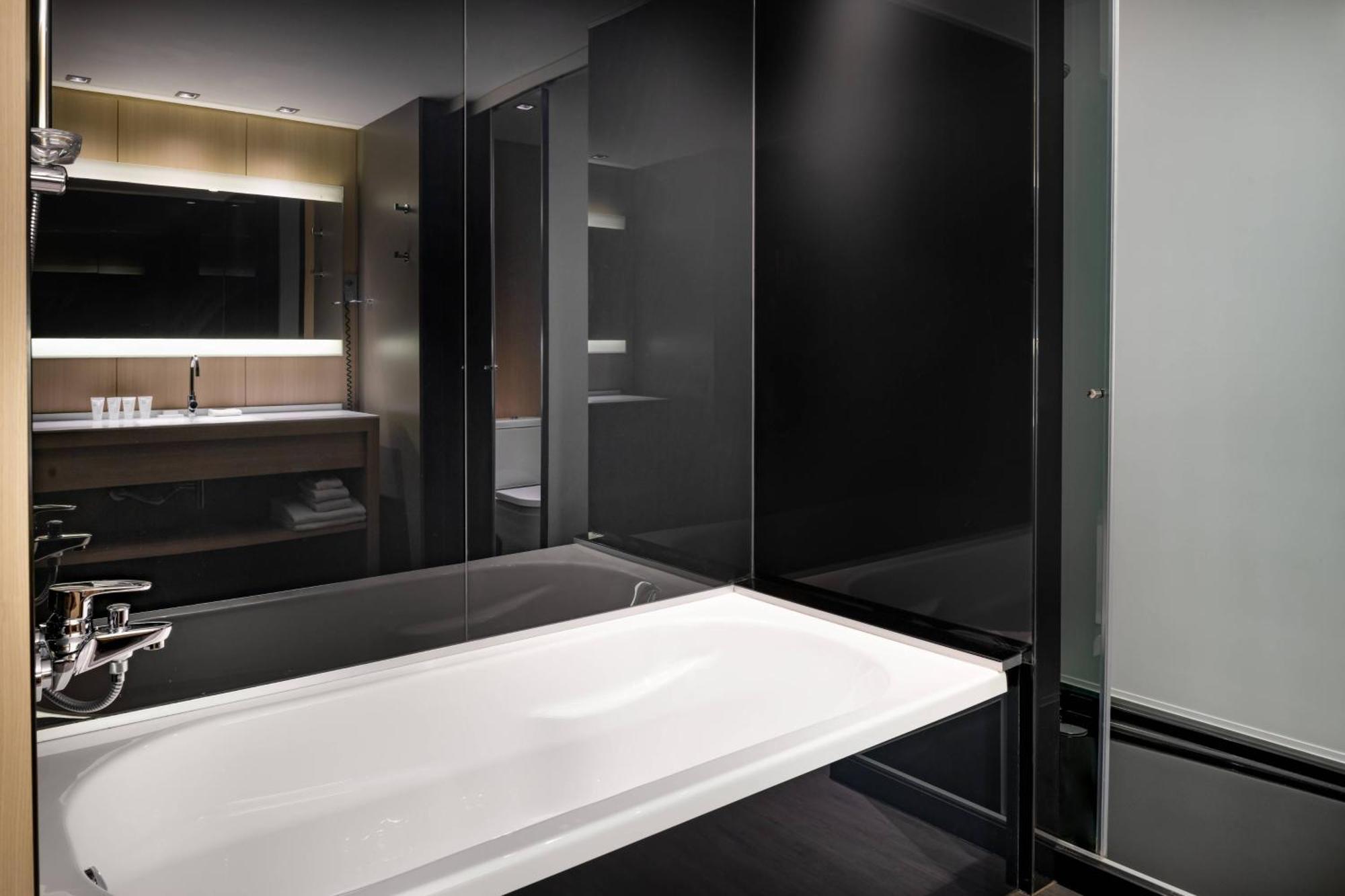 Ac Sants By Marriott
