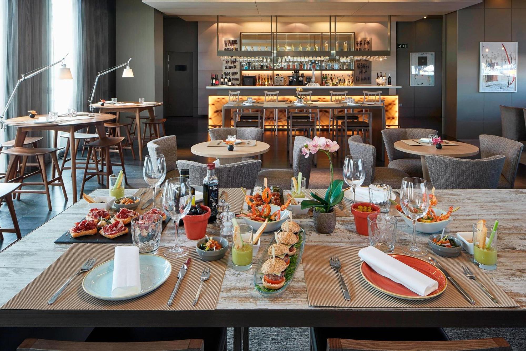 Ac Sants By Marriott Hotel