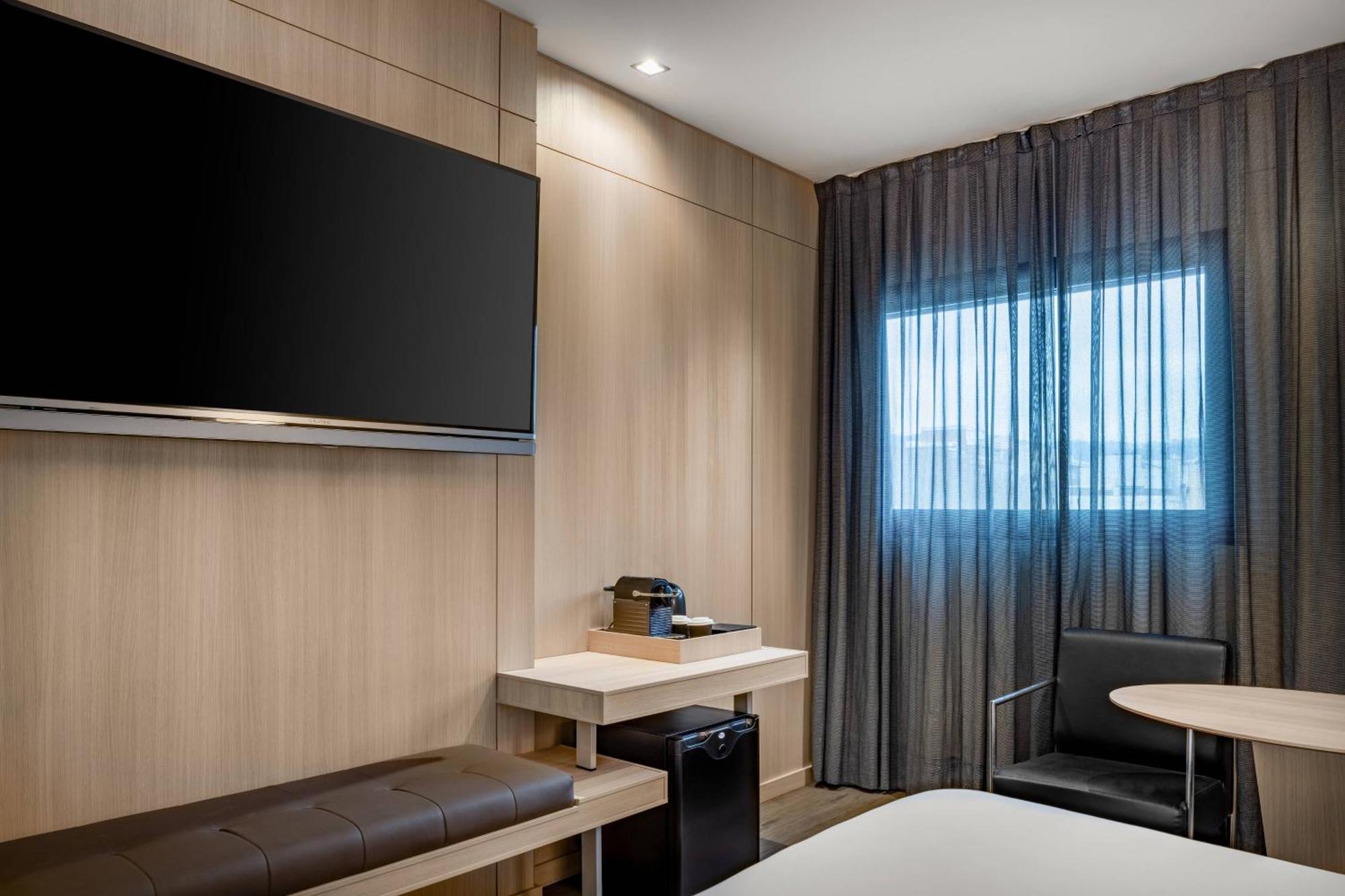 Ac Sants By Marriott Hotel Barcelona