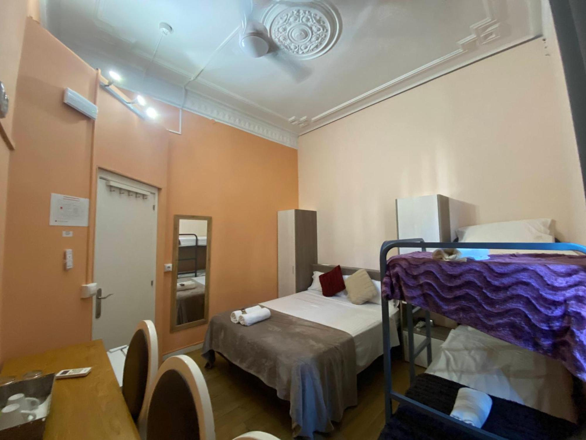 Guest house Sant Antoni Hostal, Sustainable Tourism Barcelona