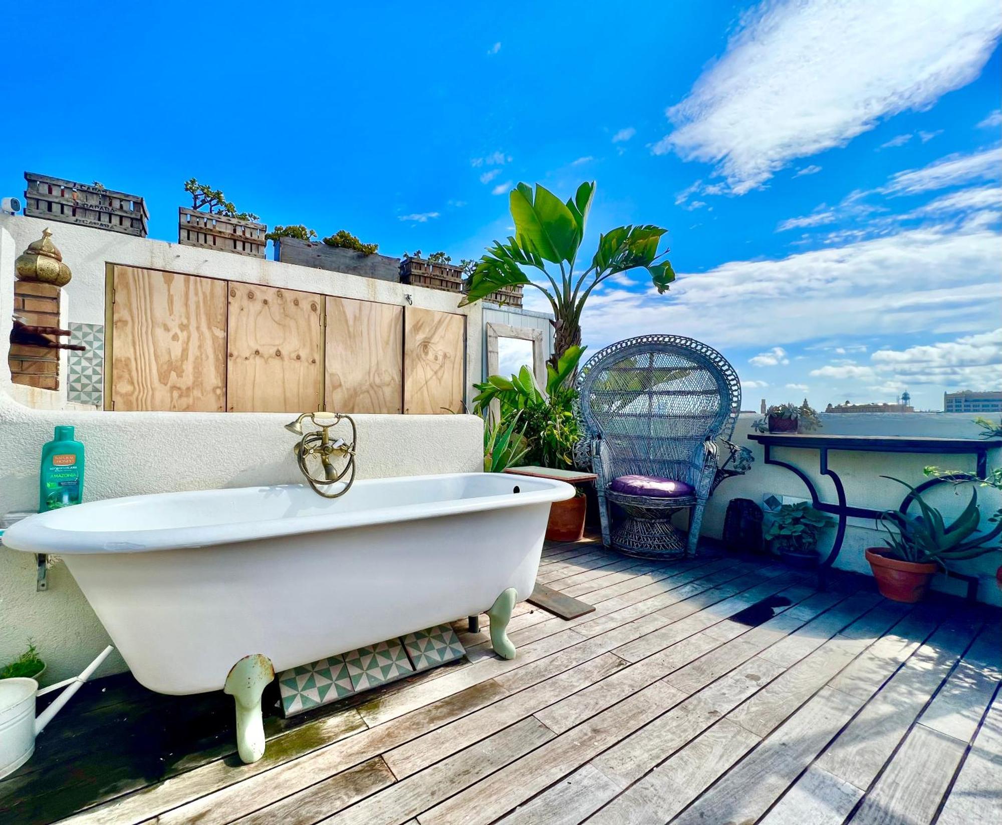 Outdoor Bathtub! 360 Rooftop With Chill Out And Amazing Views! * Barcelona