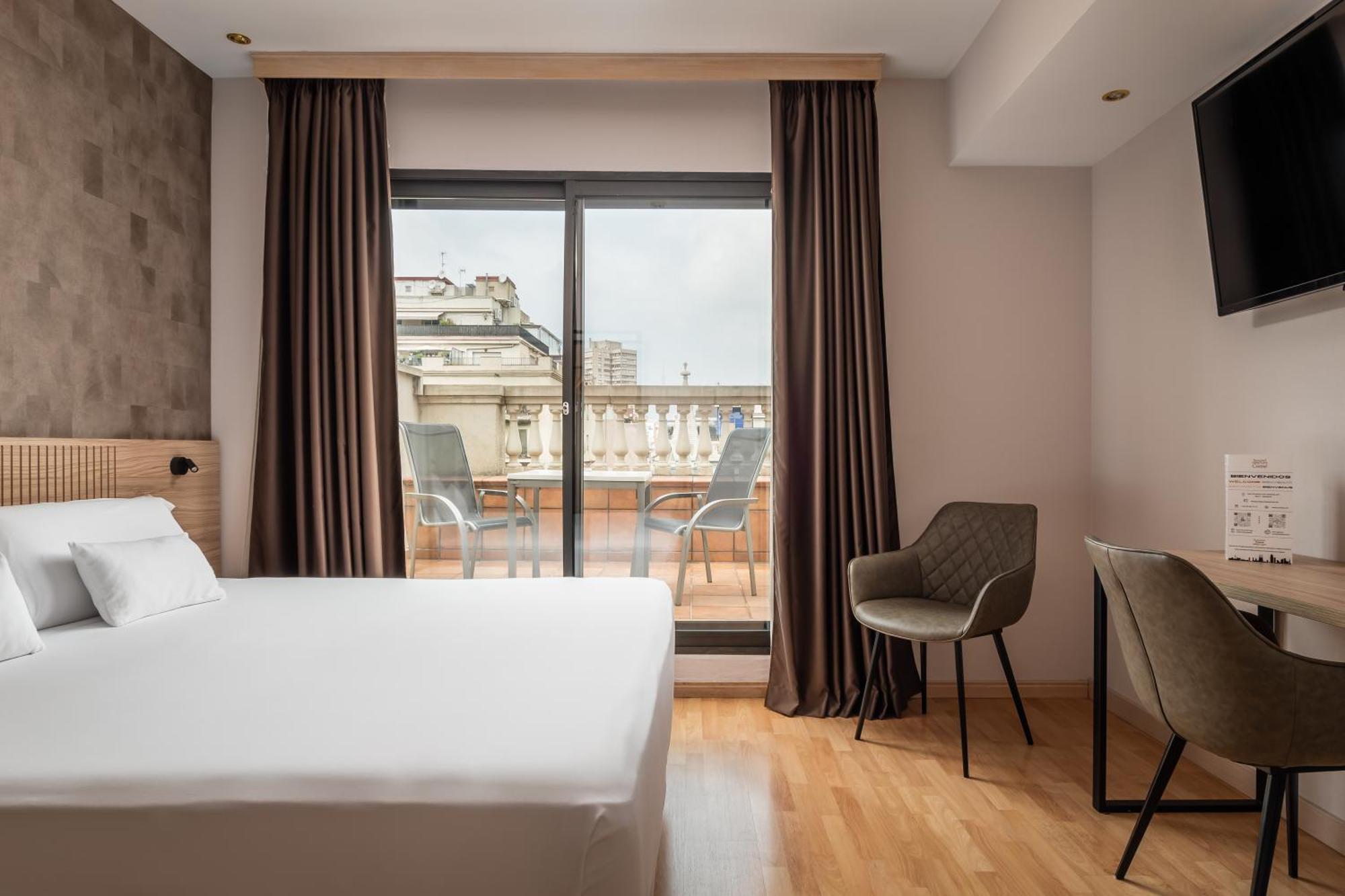 Sunotel Central Hotel 4*