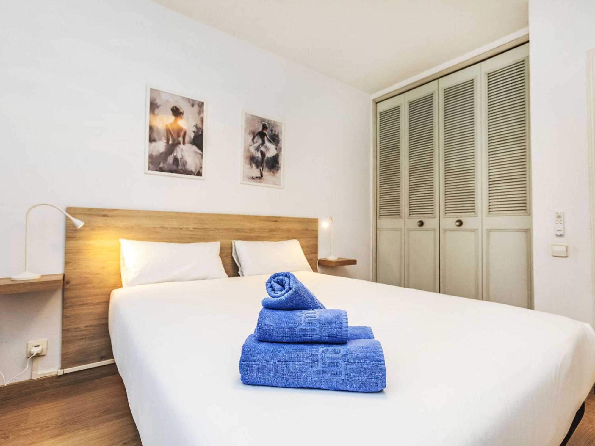 Eixample Dret Arago Roger De Lluria By Interhome * Barcelona