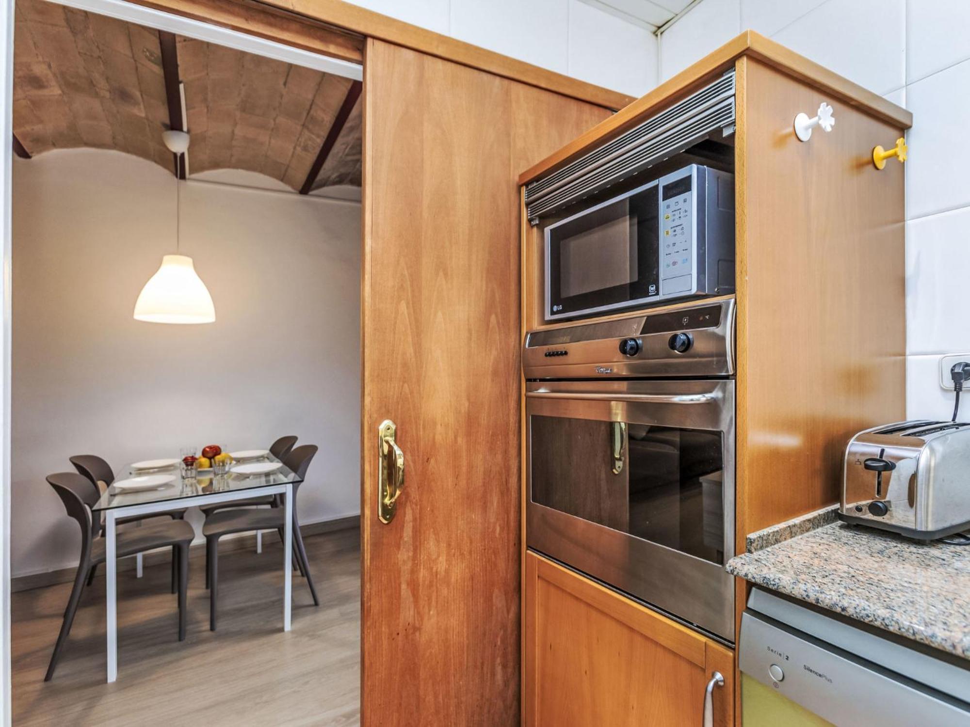 Eixample Dret Arago Roger De Lluria By Interhome * Barcelona