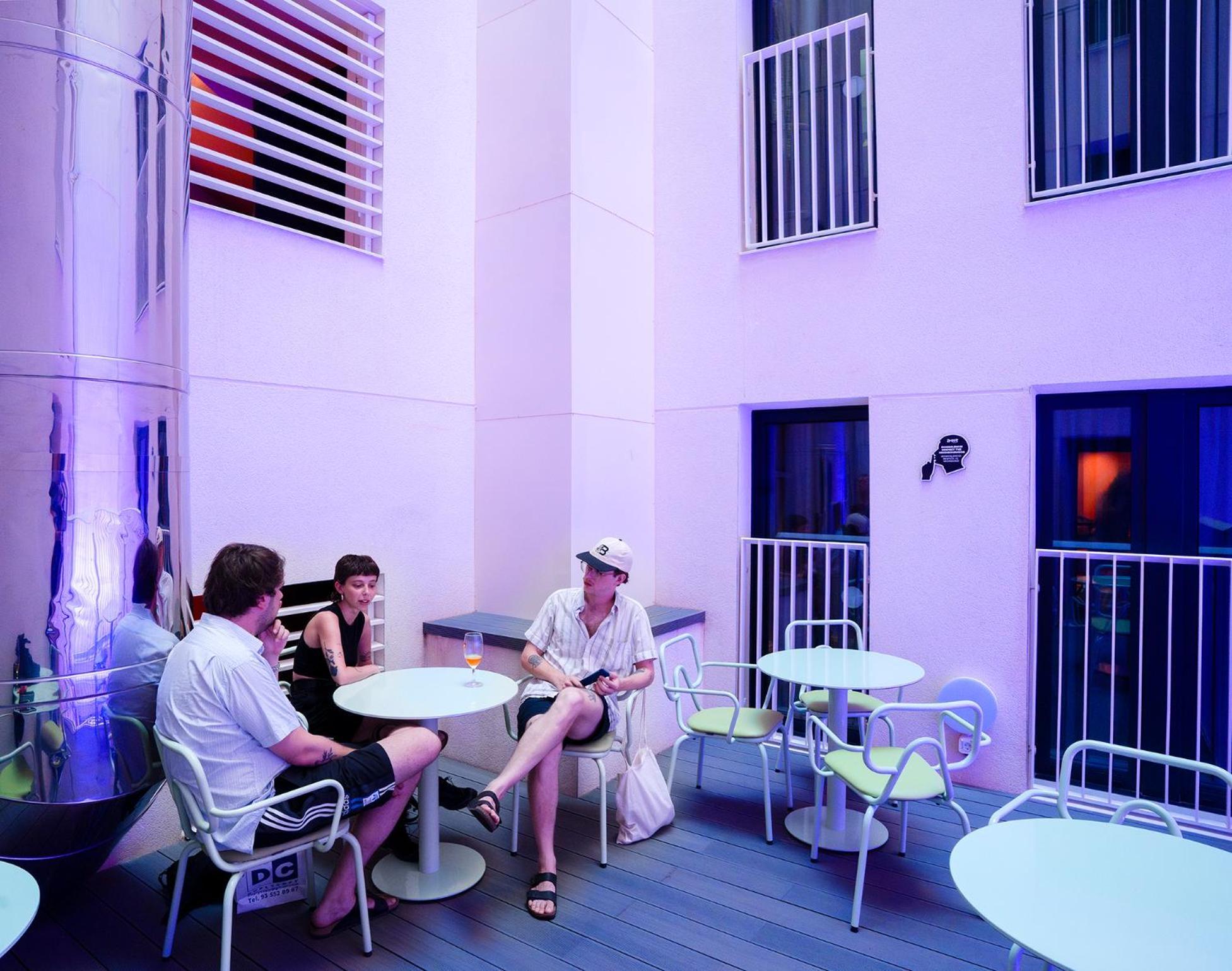 Hostal Amistat