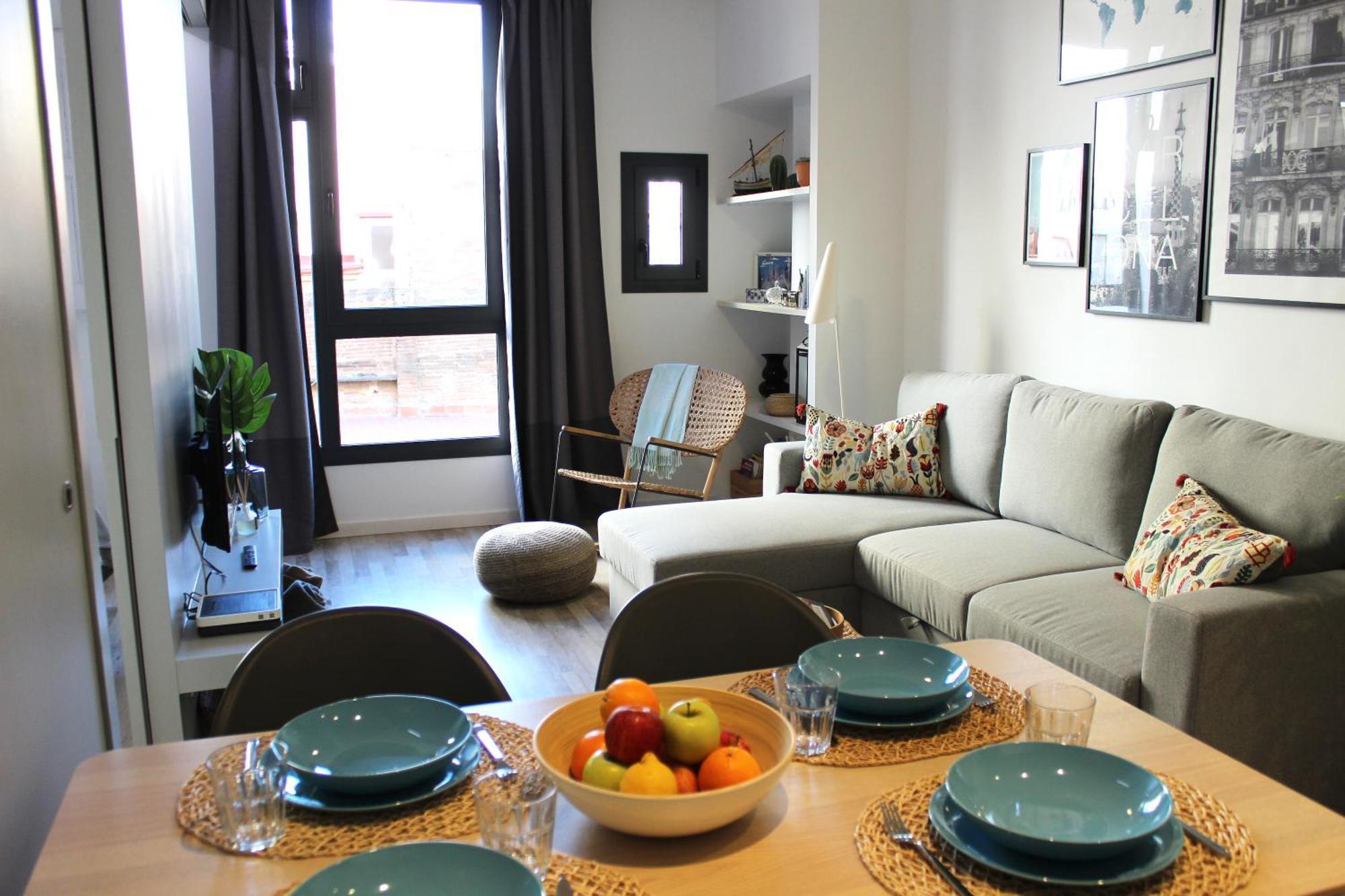 Piso Nuevo Al Lado De La Sagrada Familia. Apartamento Barcelona