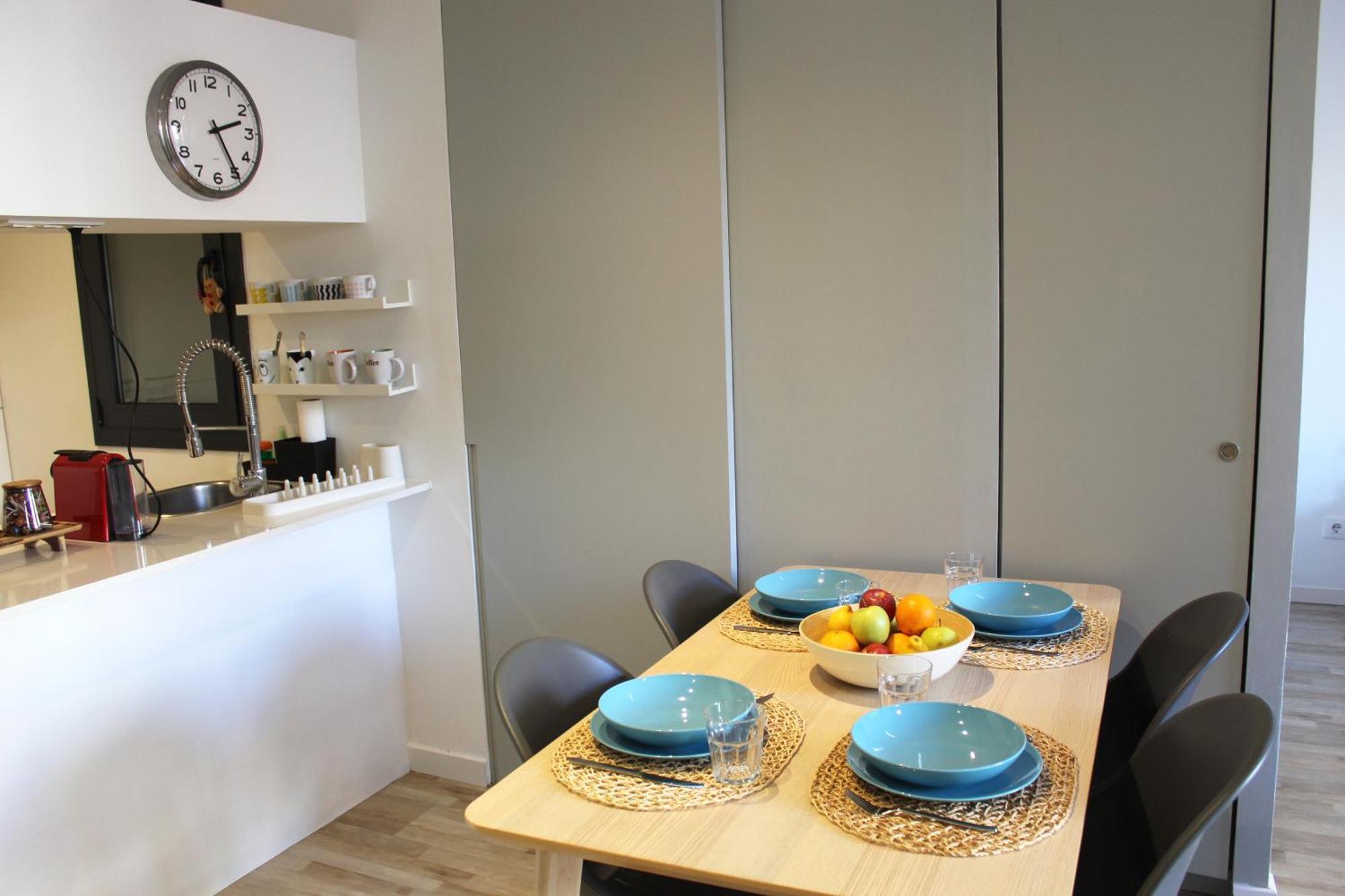 Apartamento Piso Nuevo Al Lado De La Sagrada Familia. Barcelona