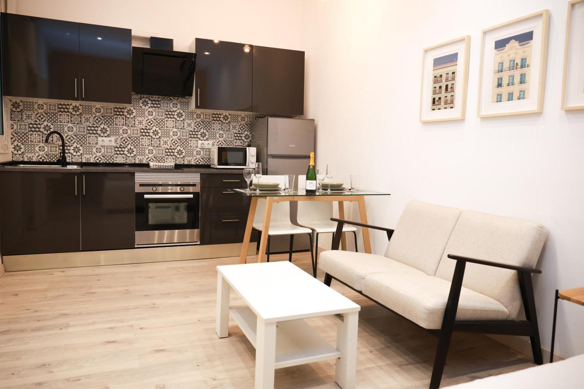 Cozy Near The Camp Nou Stadium