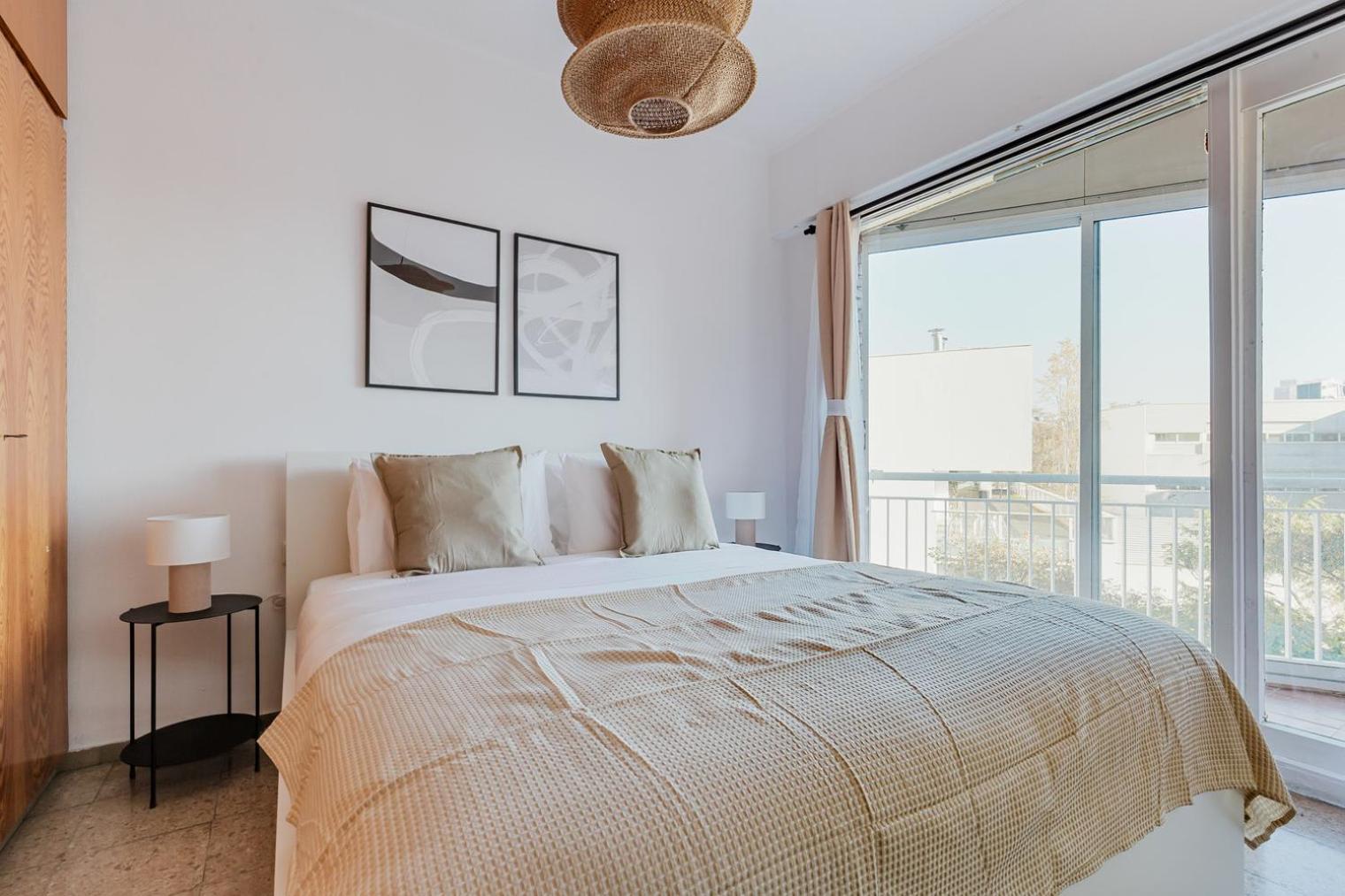 Blueground El Pienc Ac Balcony Nr Sagrada Familia Bcn-172 * Barcelona