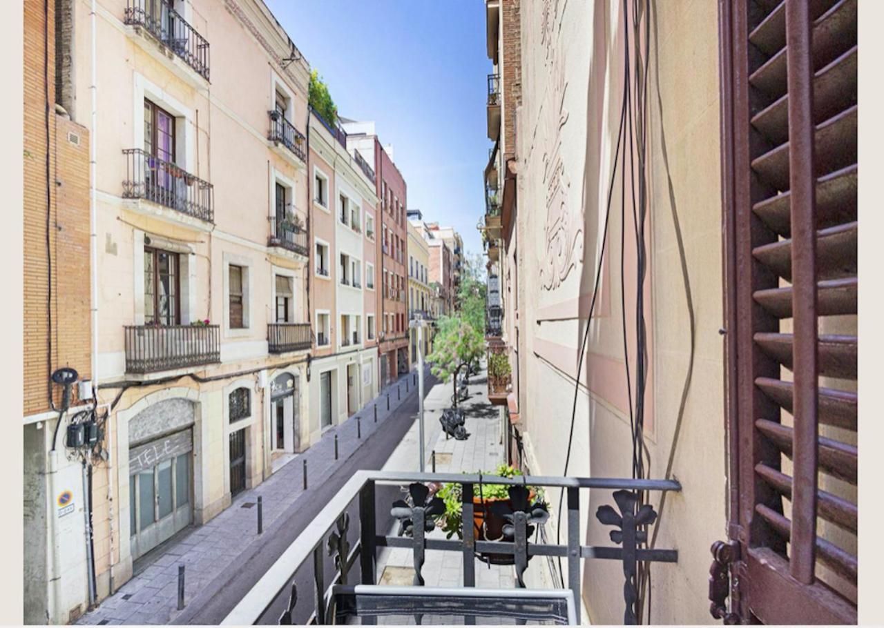 Great In Sagrada Familia With Balcony Apartamento Barcelona