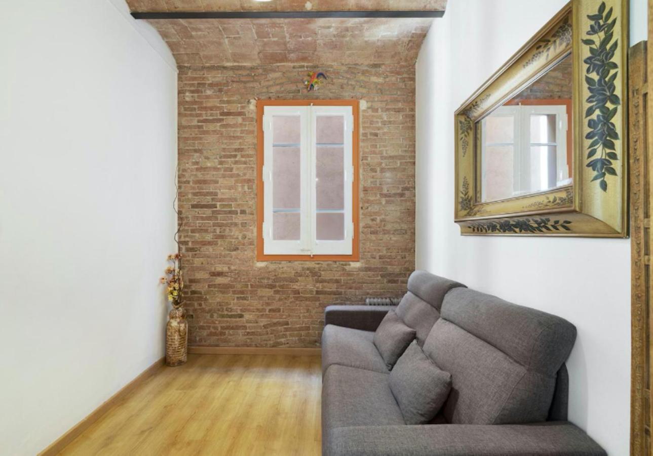 Great In Sagrada Familia With Balcony Apartamento Barcelona