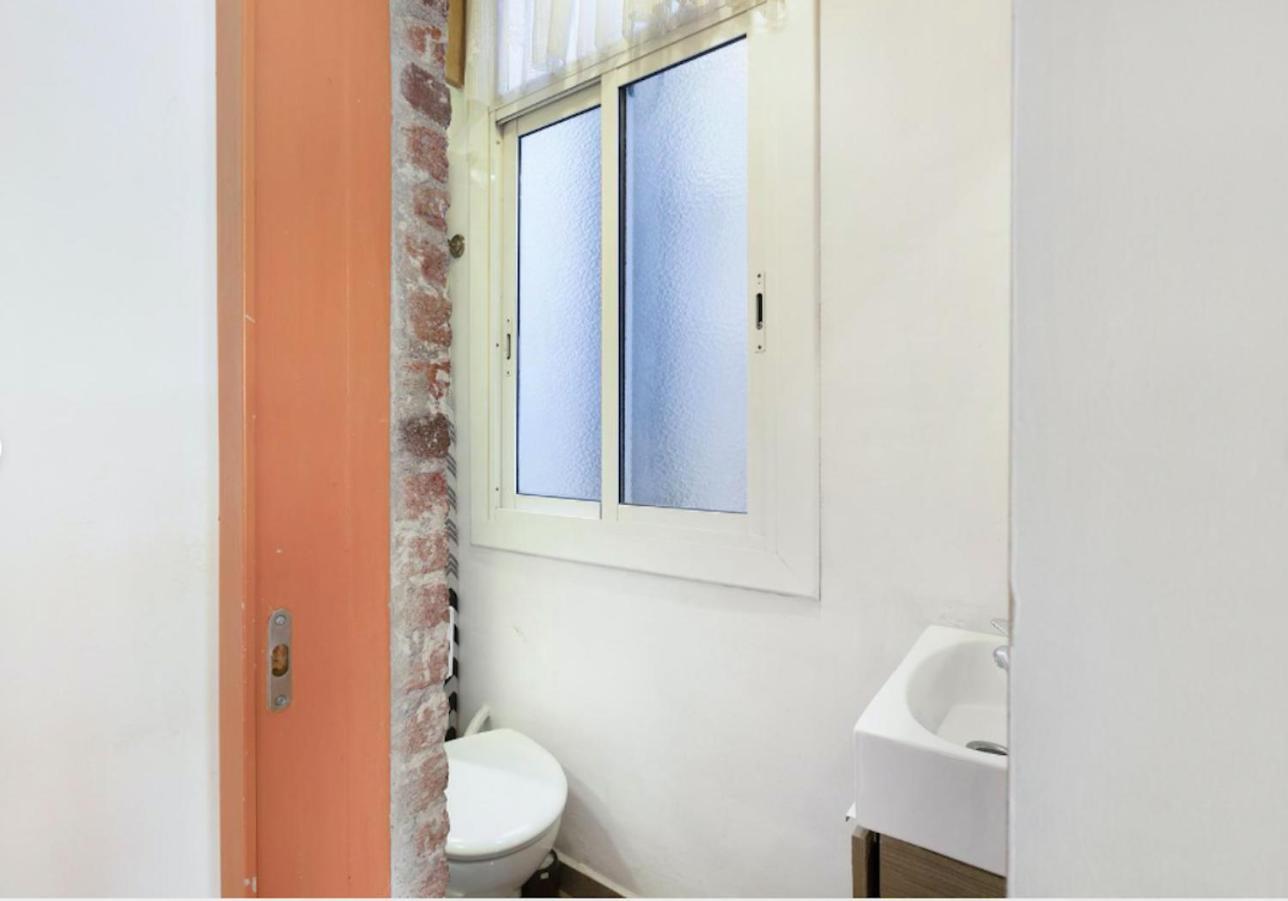 Great In Sagrada Familia With Balcony Apartamento Barcelona
